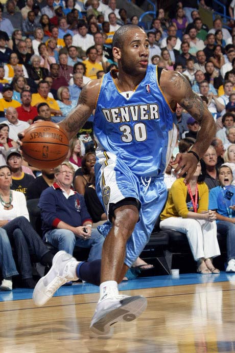 使得比赛的 使得比赛的