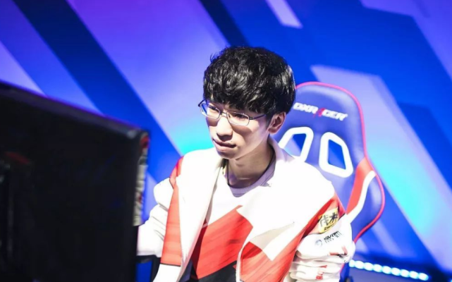 分析球场上 分析球场上