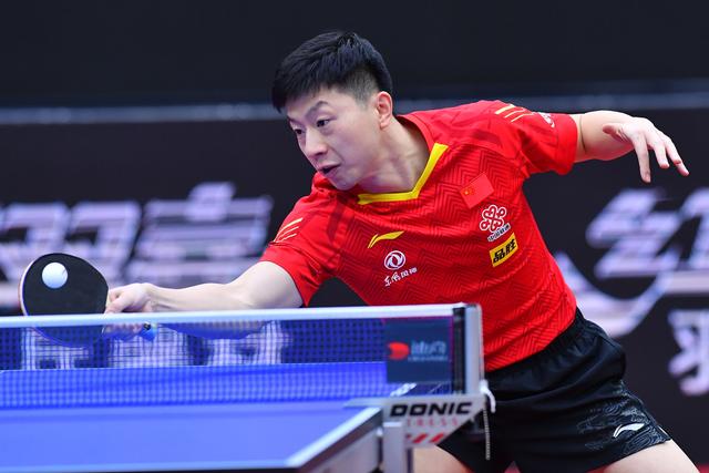 探讨中澳两 探讨中澳两