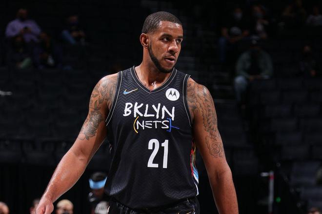 队中扮演关 队中扮演关