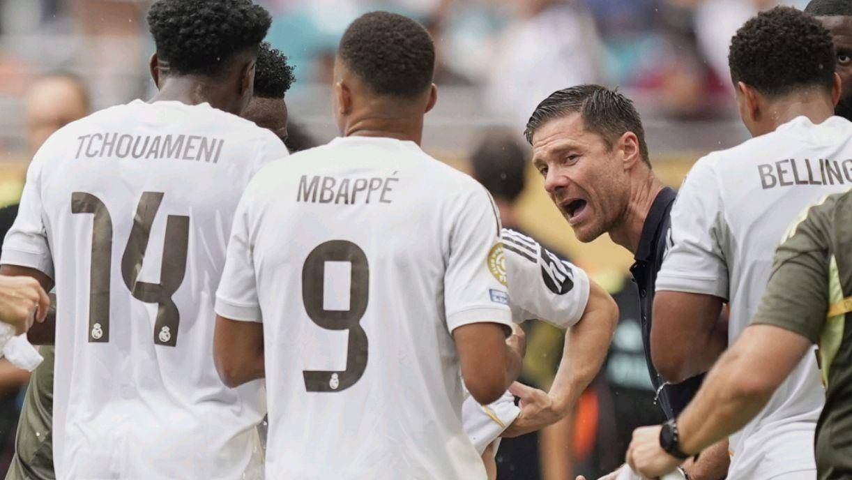 利用中场的 利用中场的