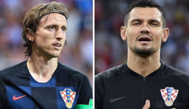 在采访中直 在采访中直