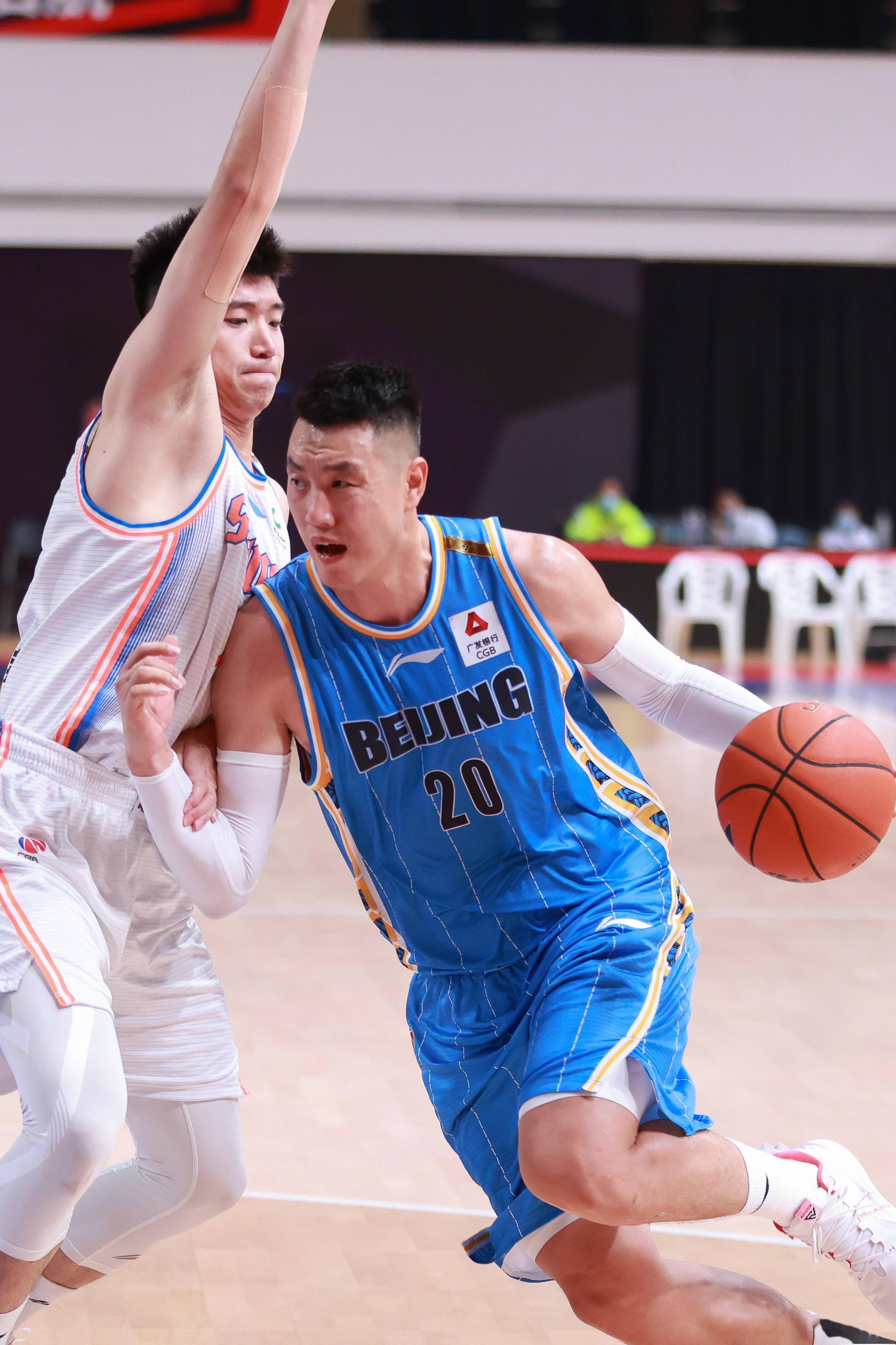 基于范围而 基于范围而